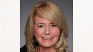 Martha Larsen, Recognized by BestAgents.us as a 2023 Top Agent