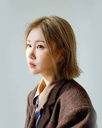 Yunha Kim's Instagram, Twitter & Facebook