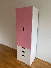 Hallo ihr lieben, vor ein paar wochen habe ich ja in einem post. Kinder Kleiderschrank Ikea Kaufen Auf Ricardo