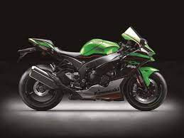 Home of the best liter bike in motorsports. Another Refresh Comes With The 2021 Kawasaki Ninja Zx 10r Asphalt Rubber