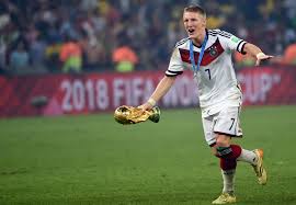 A festa começou no aeroporto de berlim. Schweinsteiger E Escolhido Como Novo Capitao Da Selecao Alema Jovem Pan