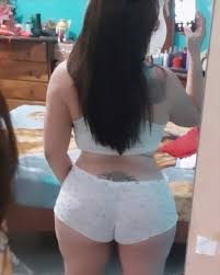 Ysmara Tatiana Martinez on X: Estoy solita en casa quien me acompaña a ver  película de anime y Pokémon en Netflix ? 😈 t.co0vjm6NnmGj  X