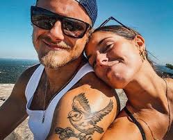 Alexander Ludwig Is In A Relationship With Girlfriend Lauren Dear Alexander Capital 667 x 910 jpeg 88 кб. alexander ludwig is in a relationship