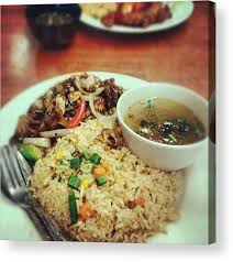 Nasi goreng daging cincang ini jadi salah satu menu andalan beberapa restoran. Resepi Nasi Goreng Daging Black Pepper