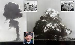 Film produced by the atomic weapons research establishment, aldermaston, documenting operation grapple, a series of atomic weapons trials conducted between 15 may and 19 june 1957 on malden island in the pacific ocean. British D Day Hero S Terrifying H Bomb Photos Taken Above The Indian Ocean Daily Mail Online