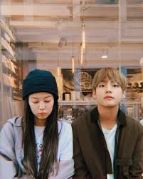 From their latest wins to their favorite color, everything you want and need to know about bts is right here! Bangtanpink Whatsapp Kpop Couples Taehyung Bts Girl