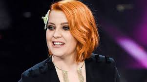Check spelling or type a new query. Sanremo La Cantante Noemi Insulta Poliziotto Bianchi La Cantante Dovra Risponderne Penalmente Riviera24