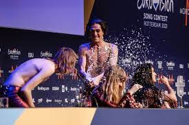 James newman flies the flag for the uk at the 65th eurovision song contest in rotterdam. Jf14ck0pgcgrmm