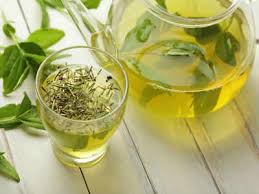 Add the honey to your tea and stir thoroughly to incorporate. Don Ts Of Drinking Green Tea You Have Been Drinking Green Tea All Wrong