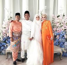 25 tahun (2016) keturunan : Foto Majlis Pernikahan Bella Dally Dah Tau Ker