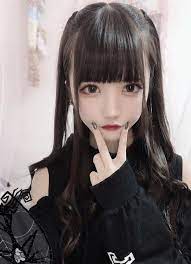量産型 地雷女 暗黒微笑 女の子 可愛い ゴスガール 女の子 ポーズ 女性