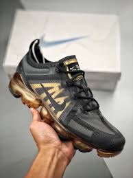 I like these much, much more over the vapormax model. The Air Vapormax 2019 Black Gold Rep Sneaker The Quality Replica Sneakers Supplier In China