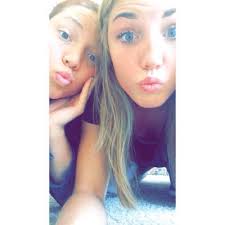 Kelsey Chambers (@kchambers24)