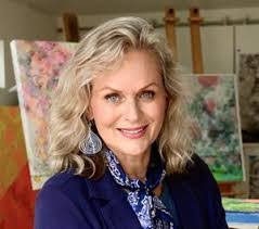 Kerrie Smith's Instagram, Twitter & Facebook