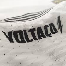 Gente boa tarde tem muita gente que estar pensando que é o volta redonda do rj mais agente representa o voltaço aqui em salvador apenas com a garotada. Novas Camisas Do Volta Redonda 2020 Icone Sports Mantos Do Futebol