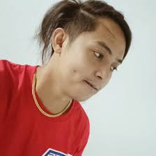 Alcaraz and Sinner when Djokovic made his Wimbledon debut in 2005 😭❤️