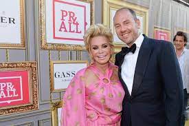 Nederland lijkt een burenruzie rijker te zijn. Connie Witteman Ik Ben Voor De Poorten Van De Hel Weggesprongen Show Ad Nl