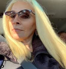 Beth Chapman Posts New Photo After Hospitalization So Much Love The Hollywood Gossip