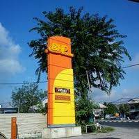 Production of gas and oil. Bhp Petrol Station