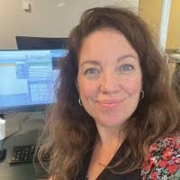 70+ perfiles de «Sellström»