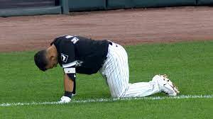 We are family friendly movie theater, located in elgin illinois. Nick Madrigal Leaves With Injury 06 09 2021 Chicago White Sox