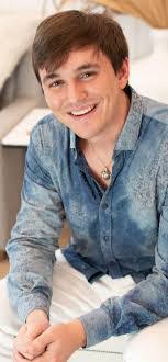 Tristan Skinner's Instagram, Twitter & Facebook