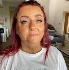 Clare's tribe Mother of the bride had an unfortunate accident with the car  door the day before the wedding… think we did ok to cover it 🤞🏻💖  Gorgeous bridesmaids 💞💞