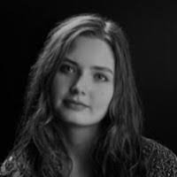 Victoria Zander's Instagram, Twitter & Facebook