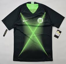 The bright stripes which form the x add an extra highlight to the. 2019 20 Vfl Wolfsburg Shirt S Football Soccer European Clubs German Clubs Other German Clubs Classic Shirts Com