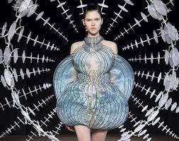 Iris van Herpen: Hypnosis | ITSLIQUID