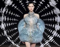 Iris van Herpen: Hypnosis | ITSLIQUID