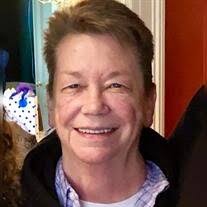 Janet Lavoie's Instagram, Twitter & Facebook