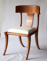 Our mila klismos upholstered dining chair embodies the timeless form with gracefully splayed legs, and expressively curved backs. Klismos Chair Italian Walnut For Sale At 1stdibs
