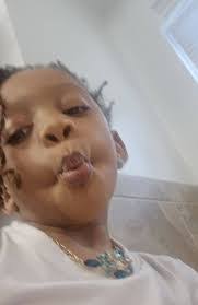 Jennifer Kliche's Instagram, Twitter & Facebook