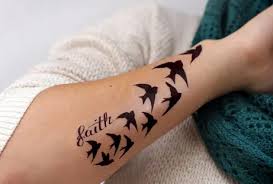 While demi bravely bared it all out in her documentary, the one thing she left unaddressed was her neck scar. 9 Best Demi Lovato Tattoo Designs And Pictures Styles At Life
