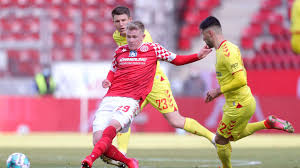 Check out jonathan burkardt and his rating on fifa 21. Fsv Mainz News Jonathan Burkardt Verlangert Langfristig