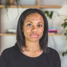 Laura Lindblad's Instagram, Twitter & Facebook