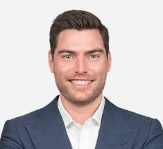 Alexander Koehler's Instagram, Twitter & Facebook