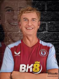 who is this man? 😅 (Basswood)