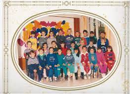 En 2018, elle compte 1 113 habitants. Photo De Classe Ce1 De 1988 Ecole Saint Guillaume Saint Sauveur Copains D Avant