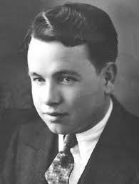 Albert Pieper's Instagram, Twitter & Facebook