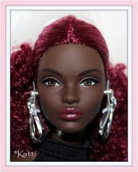 Kattis Dolls