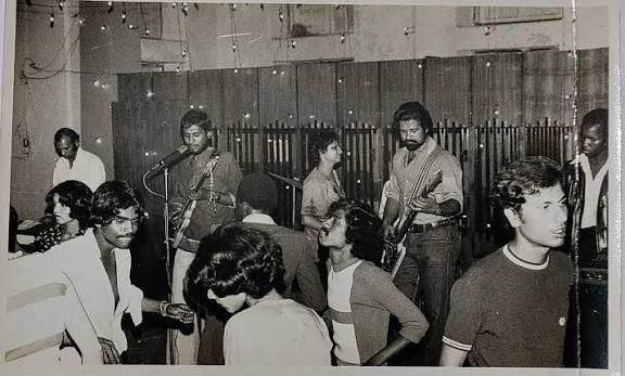 Happy birthday Prabhakar Mundkur Stay blessed sir #indiarocks #mundkar #bio115 Prabhakar Mundkur (also spelled Mundkar in some sources) was a pioneering figure in Indian rock music as the keyboardist, vocalist, and songwriter