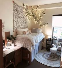This look is a mix of simple yet modern designs. 28 Super Cute Dorm Rooms To Get You Totally Psyched For College Raising Teens Today