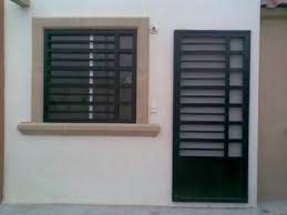 Están fabricadas con bastidor de ángulo y un entramado interior en diferentes formas y modelos, son un sistema de seguridad que. 15 Ideas De Rejas Para Ventanas Ventanas Rejas Ventanas Protecciones Para Ventanas
