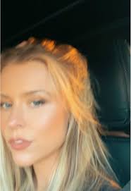 Girl Version Morgan Wallon