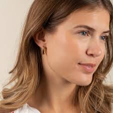 DANIELLE LARGE GOLDEN CREOL EARRING