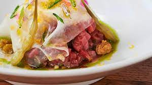 rezept tatar mit krautern im kohlrabifond gaultmillau channel rezept kohlrabi lebensmittel essen rezepte