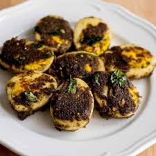 Chettinad Egg Pepper Fry Recipe Boiled Egg Pepper Fry Dry Recipe Recipe Recipes Egg Roast Stuffed Peppers