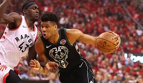 Последние твиты от giannis ugo antetokounmpo (@giannis_an34). Nba News Giannis Antetokounmpo Von Den Milwaukee Bucks Kundigt Verbesserten Dreier An